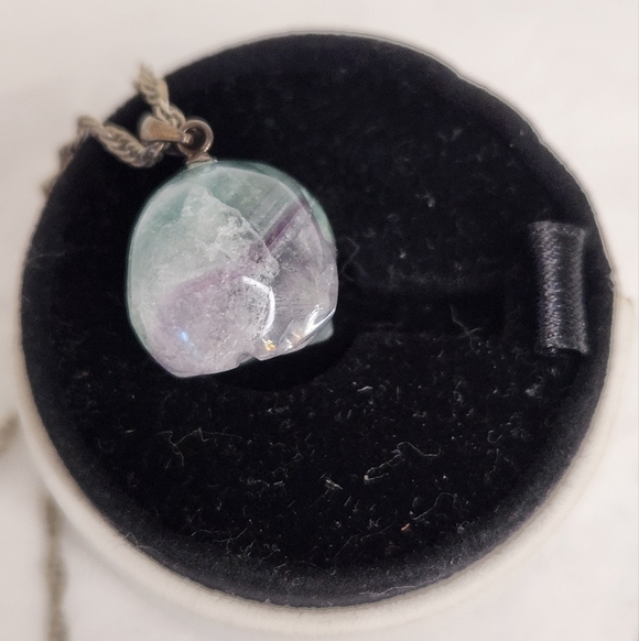 Rainbow Flourite Skull Silver Necklace - Picture 6 of 13